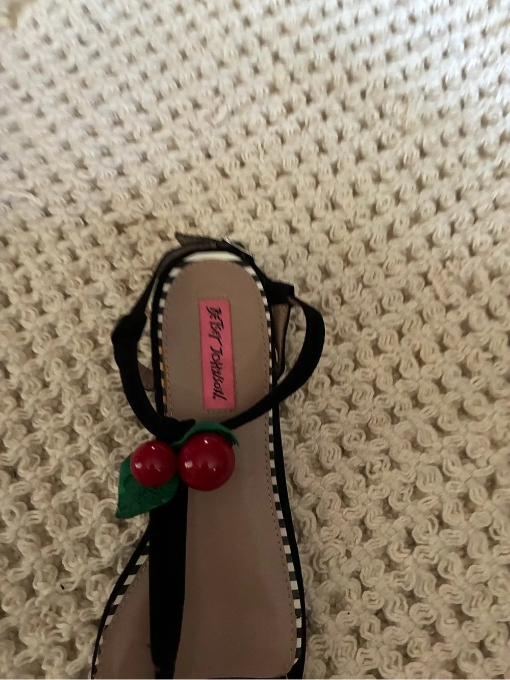 Betsey Johnson Red Cherries Strappy Sandals Adjustable Strap Flat 9M
